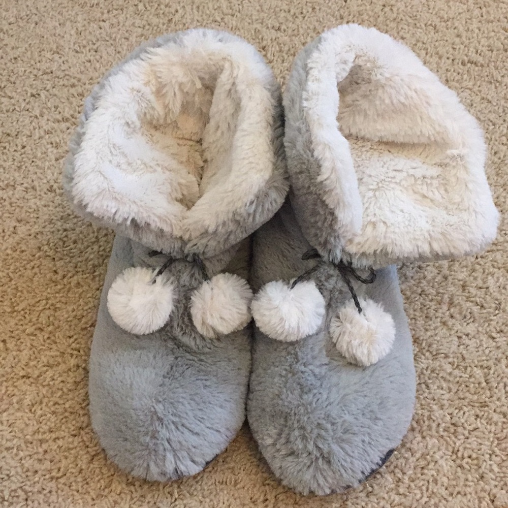 NWOT Cuddl Duds Slipper Booties